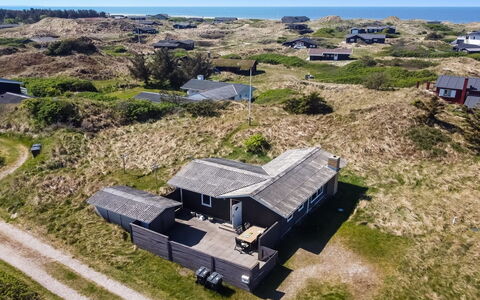 Mira - 375M from the Sea: Cabaña, Cobertizo, \Choza, Casa De Campo, Pradera, Choza, Granero, Cuarto De Troncos, Edificios Del Jardín