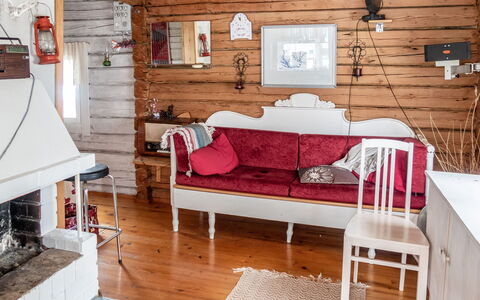 Jokiniitty 2: Mueble, Diseño De Interiores, Madera, Piso, Suelo, Habitación, Casa, Techo, Encendiendo, Sala