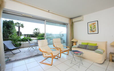 Alojamiento:&nbsp;Cannes Bay 615.2