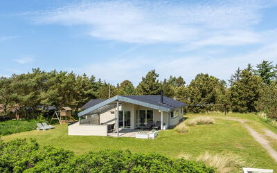 Thove - 600M from the Sea