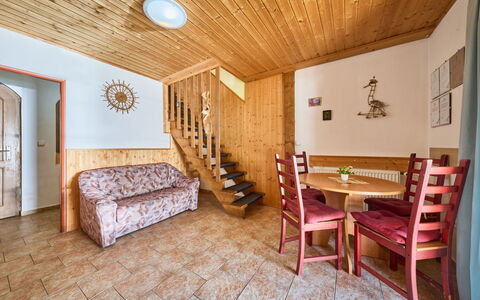 Desná V Jizerských Horách 407: Madera, Suelo, Piso, Habitación, Manchas De Madera, Techo, Madera Dura, Tablón, Cuarto De Troncos, Maderas