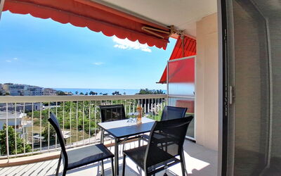 Cagnes-Sur-Mer 125: Piscina, Ciudad De Vacaciones, Eco Hotel, Recurso, Villa