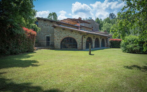 Mulino al Suono: Planta, Cielo, Nube, Paisaje Natural, Ventana, Árbol, Edificio, El Terreno Del Lote, Pradera, Paisaje