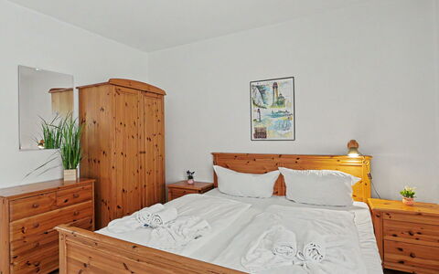 Zempin 160: Mueble, Cama, Diseño De Interiores, Habitación, Suelo, Piso, Madera, Lecho, Cajón, Sábana