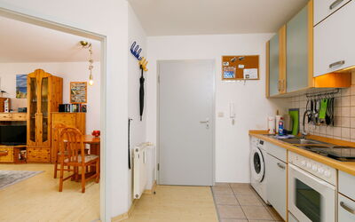 Alojamiento:&nbsp;Schwarz 275.3