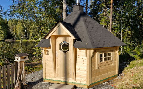 Metsäpirtti: Madera, Cabaña, Casa, Cuarto De Troncos, Maderas, Vía Muerta, Madera Dura, Material Natural, Edificios Del Jardín, \Choza