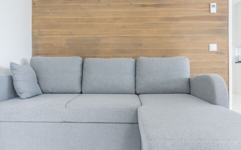 Villa Hirvas: Mueble, Diseño De Interiores, Piso, Suelo, Mesa, Techo, Cocina Y Comedor Mesa, Encendiendo, Silla, Casa