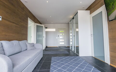 Villa Hirvas: Mueble, Diseño De Interiores, Piso, Suelo, Mesa, Techo, Cocina Y Comedor Mesa, Encendiendo, Silla, Casa