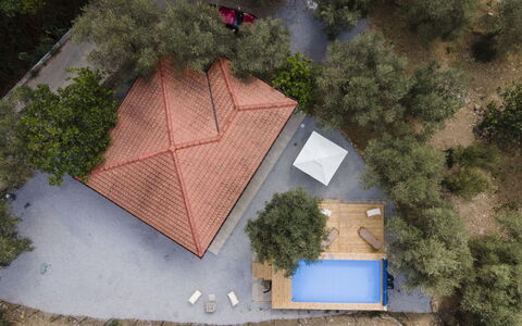 Poderi Alugi: Agua, Nube, Cielo, Edificio, Planta, Ventana, Piscina, Árbol, Casa, Ocio