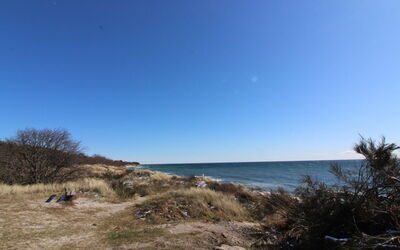 Nada - 200M from the Sea
