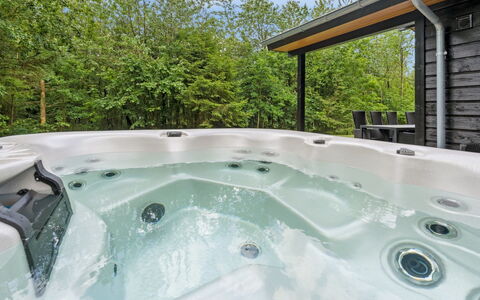 Robert - 30Km from the Sea: Bañera, Arreglo De Tubería, Jacuzzi, Piscina