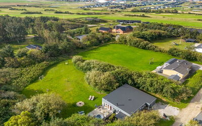 Jerrit - 1.4Km from the Sea