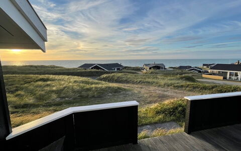 Joske - 50M from the Sea: Casa, Casa, Puerta, Techo, Cabaña, Inmuebles, Jardín, Sombra, Vía Muerta, Yarda