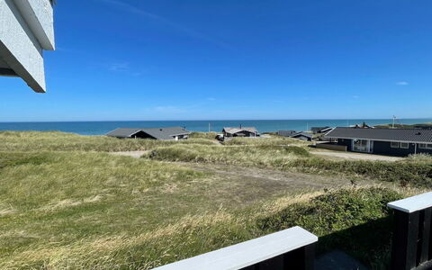 Joske - 50M from the Sea: Casa, Casa, Puerta, Techo, Cabaña, Inmuebles, Jardín, Sombra, Vía Muerta, Yarda