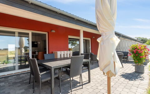 Cornelia - 6Km from the Sea: Casa, Techo, Casa, Cabaña, Inmuebles, Puerta, Porche, Vía Muerta, Casa De Campo, Sombra