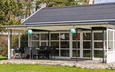 Mareike - 200M from the Sea