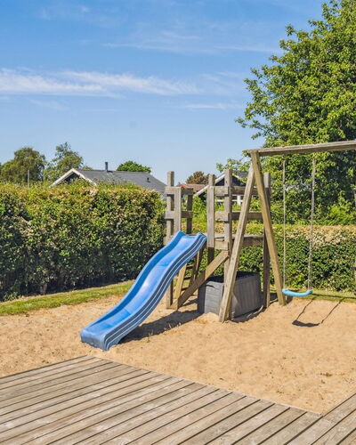 Anella - 200M from the Sea