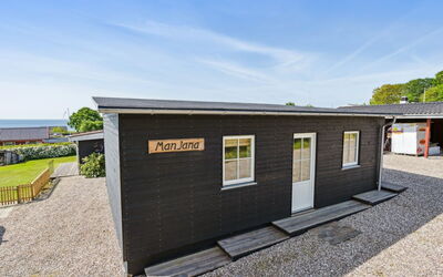 Thrugils - 200M from the Sea