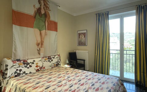 Le Palme: Mueble, Propiedad, Edificio, Ventana, Comodidad, Azur, Madera, Cama, Textil, Encendiendo