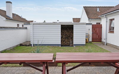 Werna - 900M from the Sea