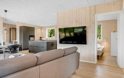 Florida - from the Sea: Piso, Diseño De Interiores, Madera, Techo, Suelo, Habitación, Sala, Suelos De Madera, Casa, Sofá