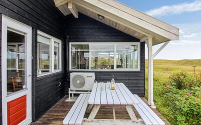 Dorit - 100M from the Sea