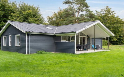Gisl - 1.3Km from the Sea