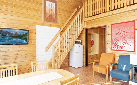 Hirvasaho B 1: Madera, Vía Muerta, Cabaña, Casa, Casa, Tablón, Edificios Del Jardín, Cuarto De Troncos, Madera Dura, Porche