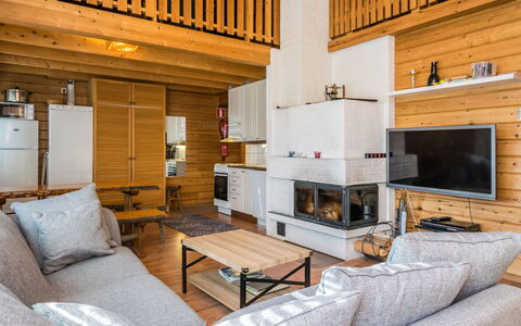 Hirvasaho B 2: Madera, Techo, Diseño De Interiores, Piso, Suelo, Madera Dura, Habitación, Sala, Manchas De Madera, Cuarto De Troncos