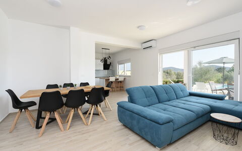 Anima: Mesa, Mueble, Sofá, Casa, Encendiendo, Madera, Edificio, Planta, Sala, Piso