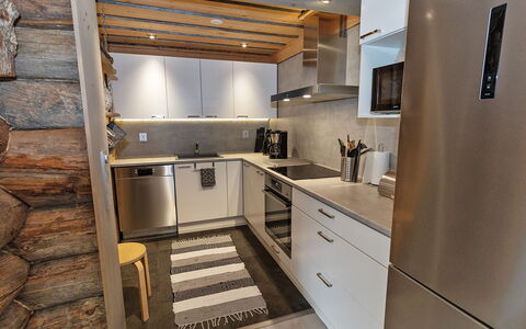 Agenttimajat 2: Piso, Diseño De Interiores, Cocina, Mueble, Mostrador, Madera, Aparato De Cocina, Suelo, Electrodoméstico, Techo