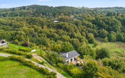 Leif - 400M from the Sea