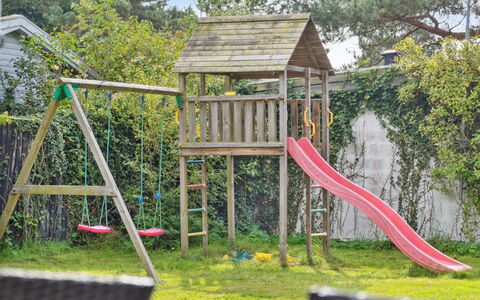 Keijo - 150M from the Sea: Hierba, Verde, Casa, Cabaña, Pradera, Área Rural, Ecorregión, Paisaje, El Terreno Del Lote, Arbusto