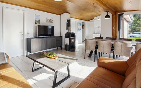 Nalin - 500M from the Sea: Mueble, Diseño De Interiores, Piso, Suelo, Sofá, Madera, Techo, Habitación, Sala, Mesa
