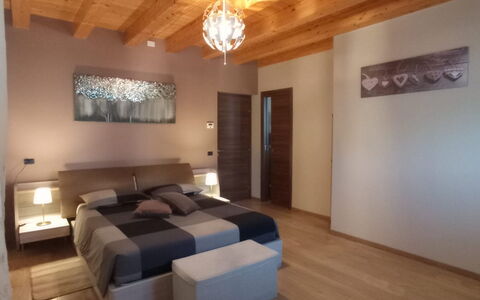 Casa Santa Venera: Propiedad, Mueble, Edificio, Sofá, Madera, Mesa, Encendiendo, Comodidad, Diseño De Interiores, Suelo