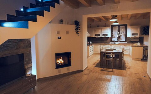 Casa Santa Venera: Madera, Diseño De Interiores, Sala, Salón, Suelo, Piso, Pared, Gabinetes, Manchas De Madera, Madera Dura