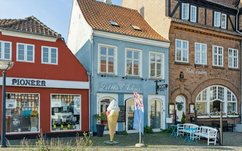 Blakke - 200M from the Sea