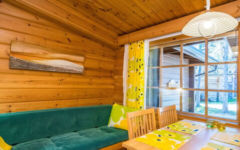 Metsänpirtti 4: Diseño De Interiores, Madera, Techo, Piso, Suelo, Casa, Manchas De Madera, Habitación, Cuarto De Troncos, Cabaña
