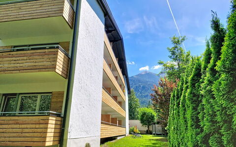 Seefeld in Tirol 101: Cordillera, Hill Station, Valle, Balcón, Eco Hotel, Alpes, Pueblo De Montaña, Vía Muerta