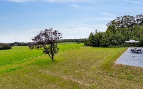 Landuin - 30Km from the Sea: Hierba, Pradera, Paisaje, Ecorregión, Llanura, Planta De La Comunidad, El Terreno Del Lote, Mueble Para Exteriores, Pradera, Shrubland