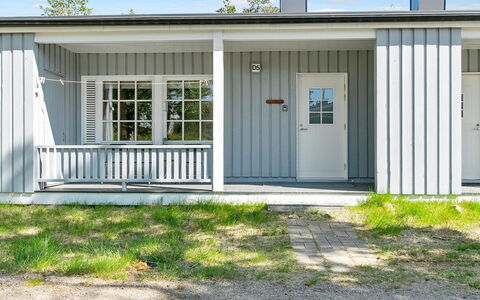 Saariseläntie 8 D 5: Camino Acuático, Banco, Corriente De Agua, Lago, Cabaña, Bosque, Canal, Reservorio, Cuarto De Troncos