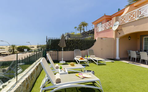 Santa Ana 2: Recurso, Inmuebles, Hotel, Villa, Piscina, Eco Hotel, Mueble Para Exteriores, Balcón