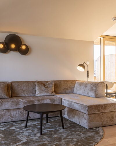 Penthouse mit 2 Schlafzimmer 100.3