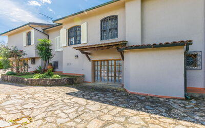 Casale Marittimo 400