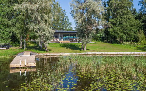 Villa Aura: Madera, Cabaña, Casa, Cuarto De Troncos, Maderas, Vía Muerta, Madera Dura, Material Natural, Edificios Del Jardín, \Choza