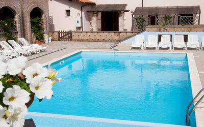 Alojamiento:&nbsp;Borgo Valmarina 100.3