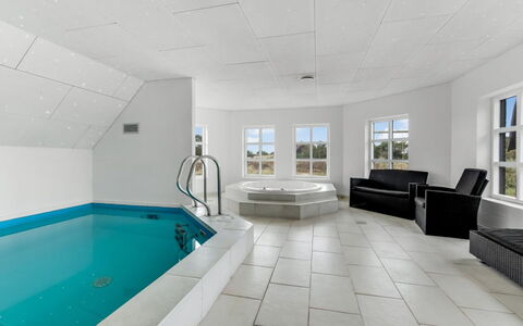 Axeline - 300M from the Sea: Piscina, Mueble Para Exteriores, Mueble, Recurso, Losa, Eco Hotel, Sombra, Silla, Ocio, Inmuebles