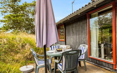 Vemund - 300M from the Sea