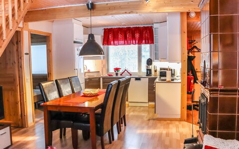 Lampitaival 6B: Mueble, Diseño De Interiores, Piso, Suelo, Mesa, Techo, Cocina Y Comedor Mesa, Encendiendo, Silla, Casa