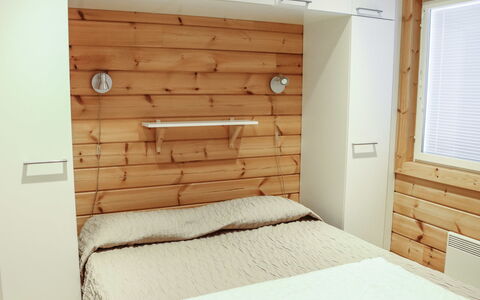 Lampitaival 6B: Mueble, Diseño De Interiores, Piso, Suelo, Mesa, Techo, Cocina Y Comedor Mesa, Encendiendo, Silla, Casa